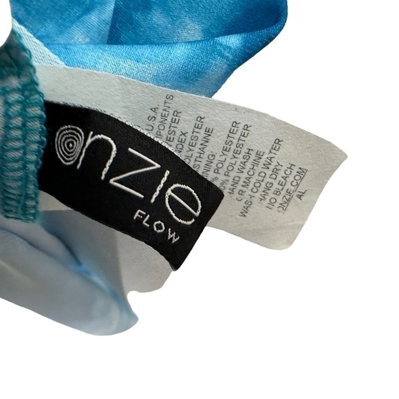 Onzie Flow Womens Yoga Pura Vida Tie Dye Tank Top One Size Blue Cross Back - Picture 10 of 10